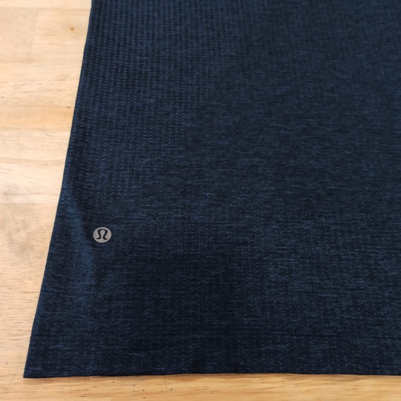 Lululemon Polo Shirt  Mens XLarge Navy-Blue Short Sleeve. - Picture 10 of 16